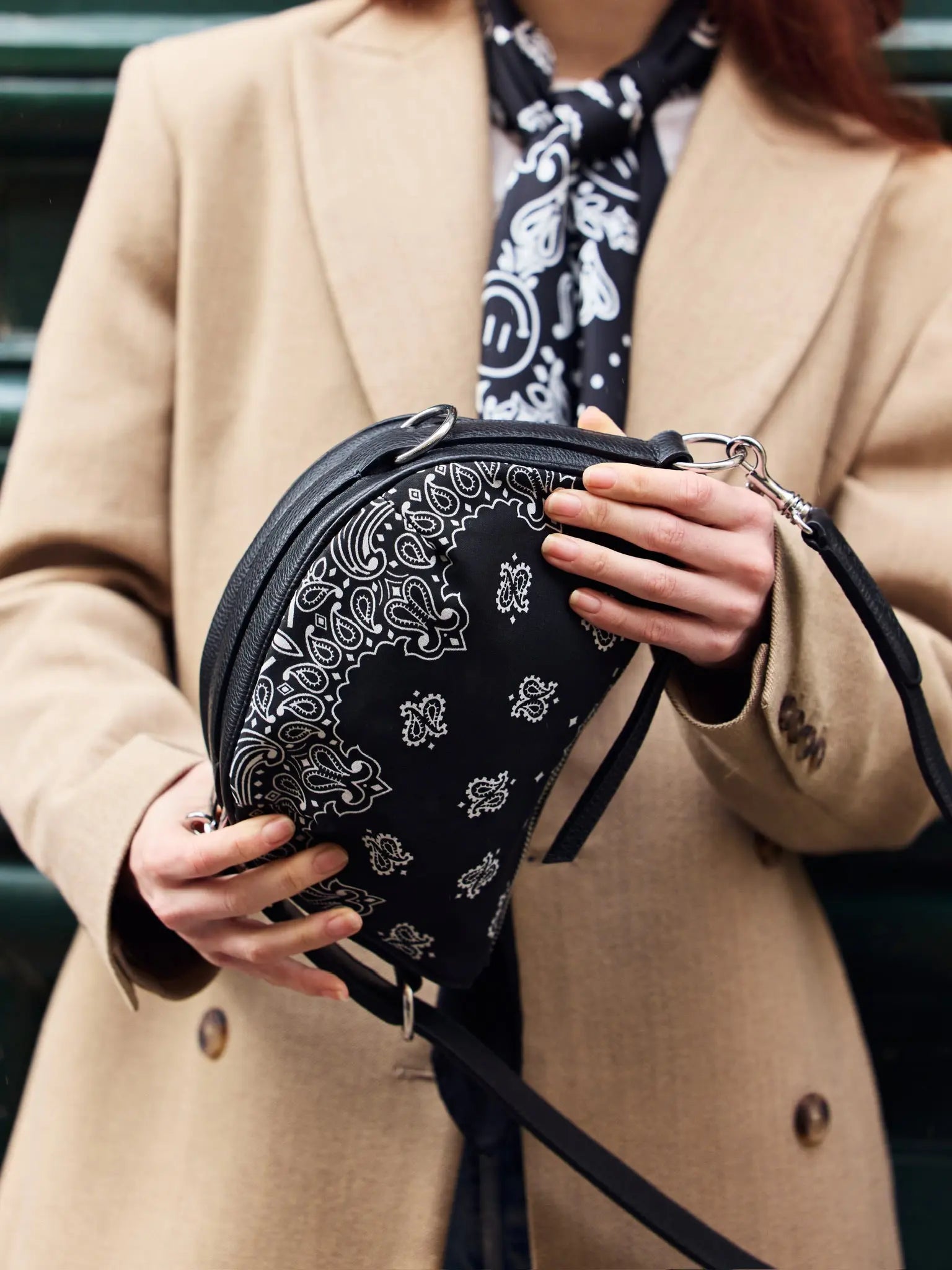 Moon Cuir