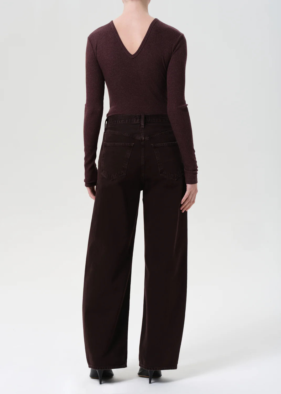 LOW CURVE JEAN
