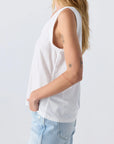 DONA TEE