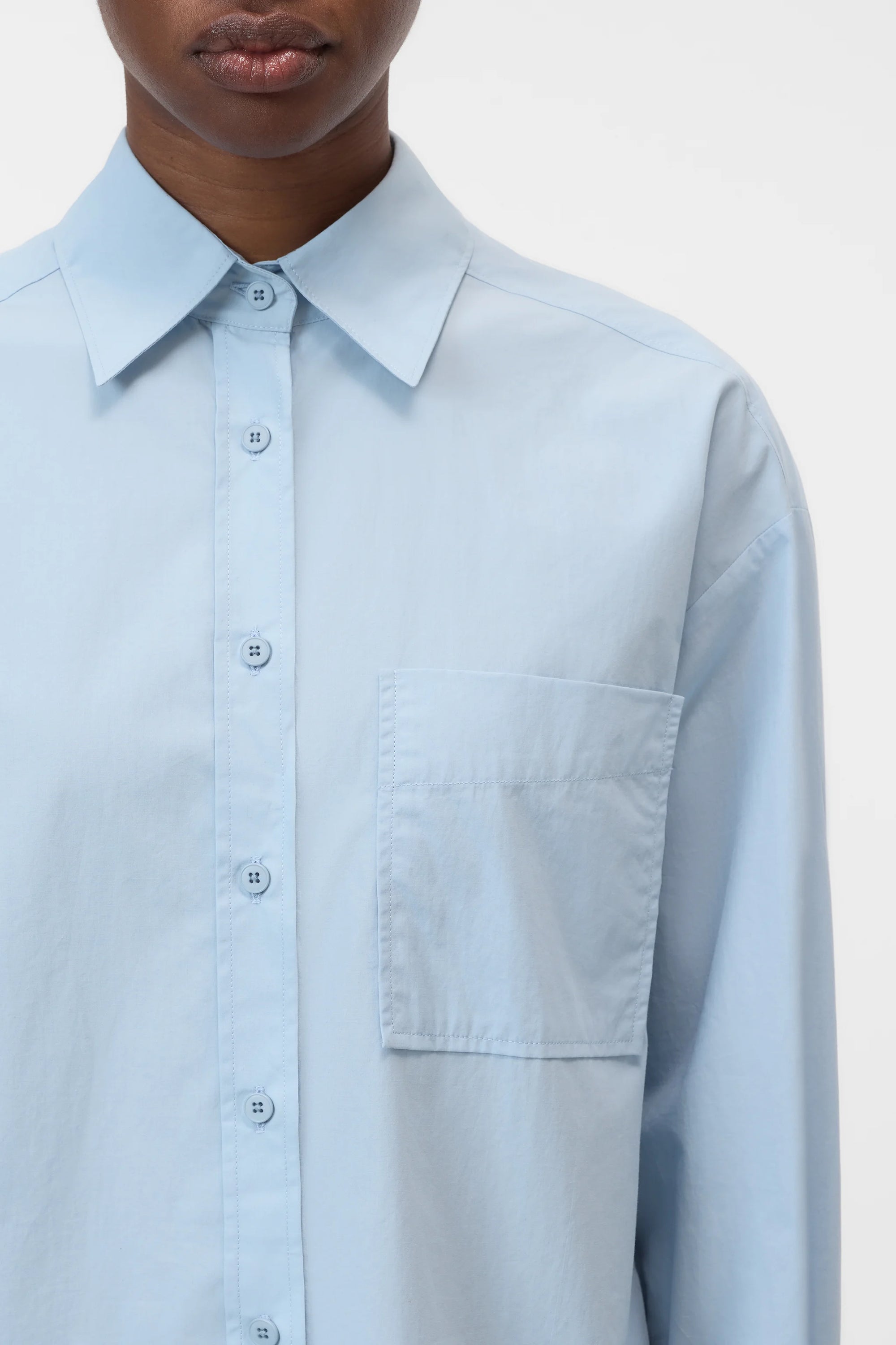 OVERSIZED SHIRT WITH STITCHING
