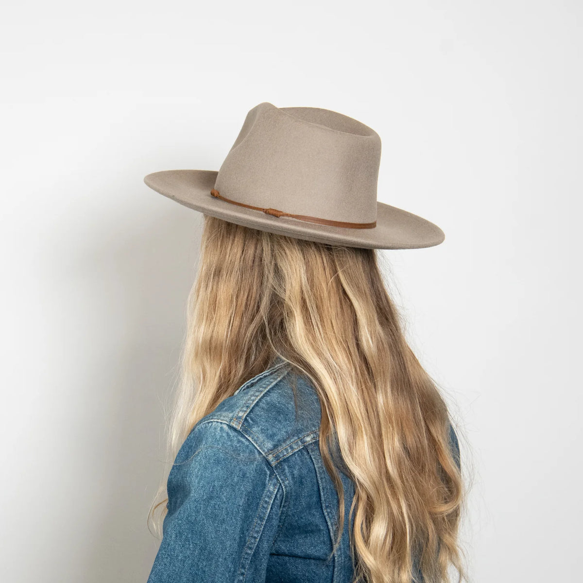 LONDON WOOL FELT RANCHER