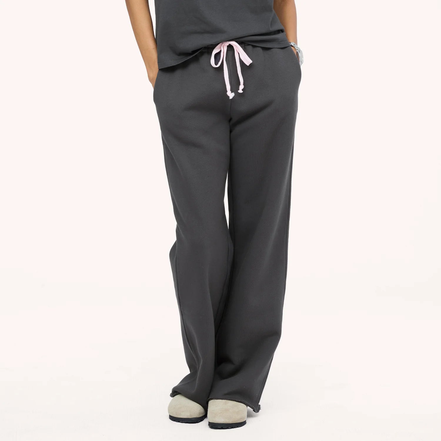 WEEKEND BARB SWEATPANT