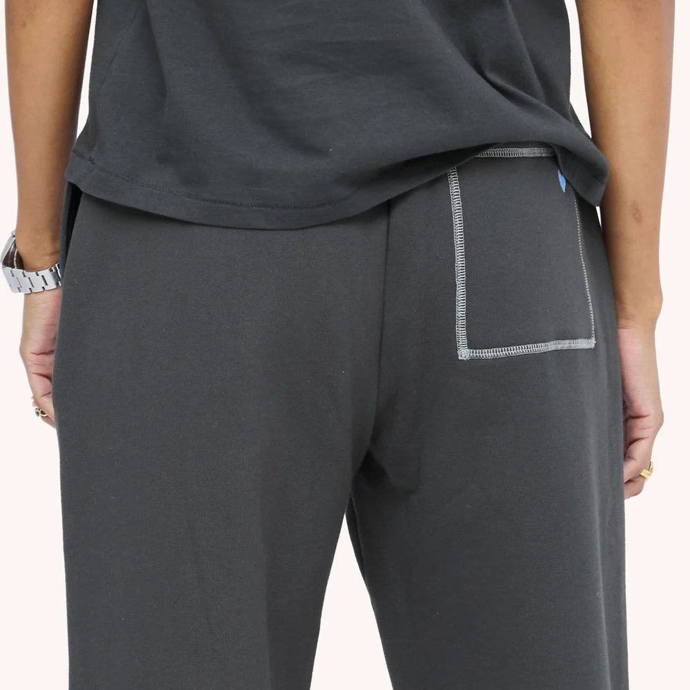 WEEKEND BARB SWEATPANT