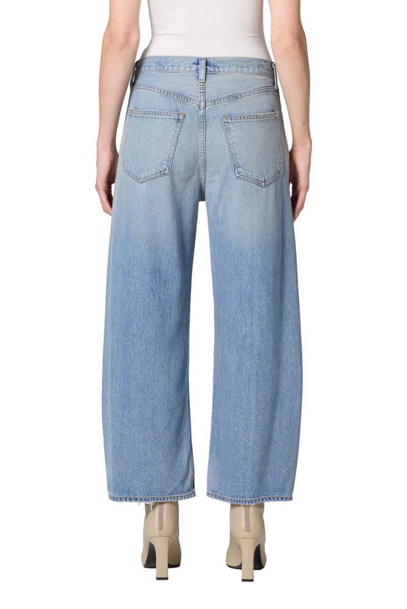 LOW CURVE JEAN CROP
