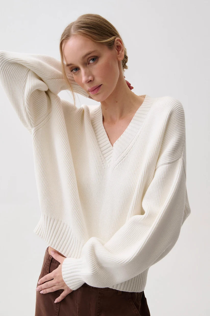 NIKA HEAVYWEIGHT SWEATER