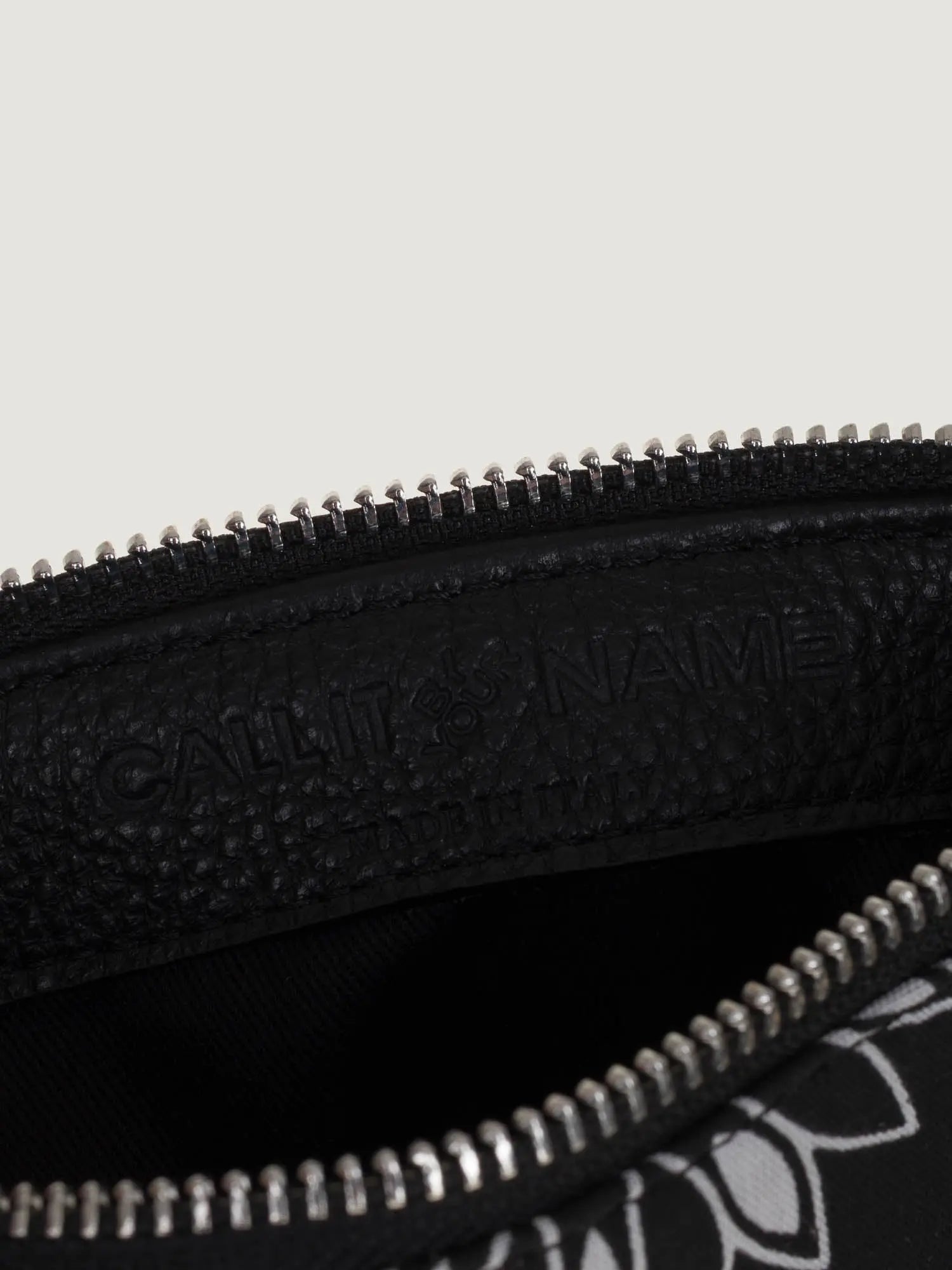 Moon Cuir