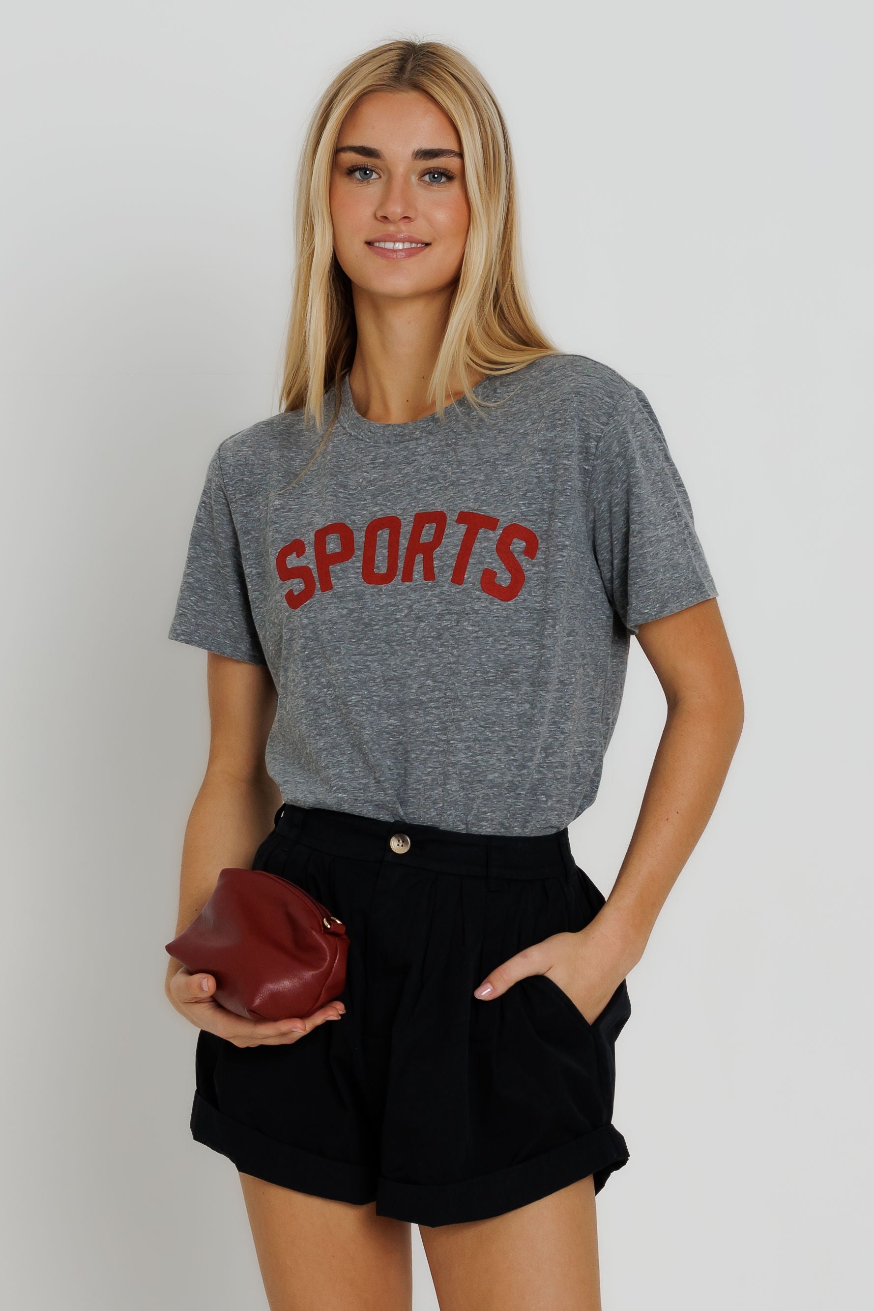 RED SPORTS EVERYDAY TEE