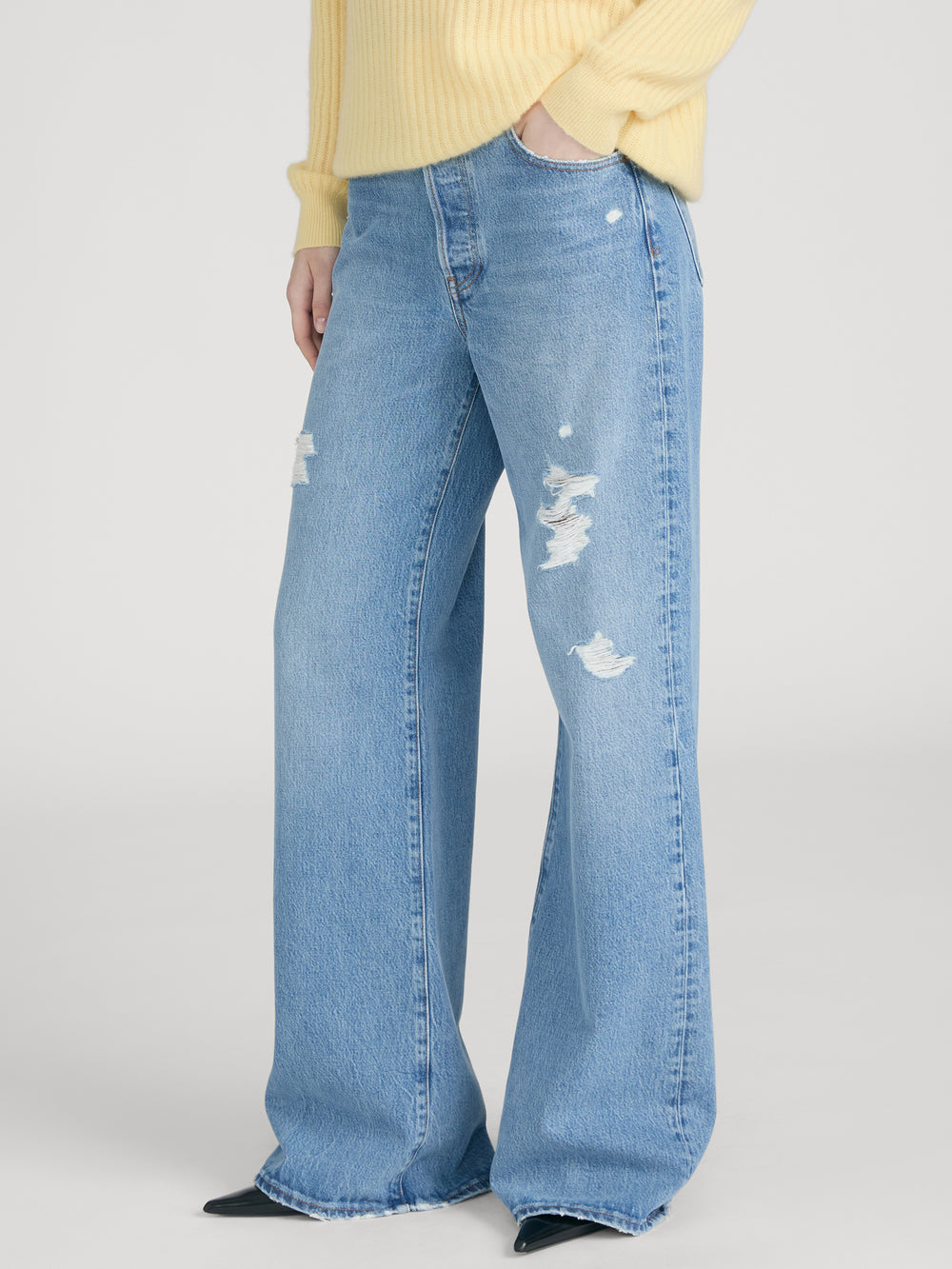THE LOOSE JEAN